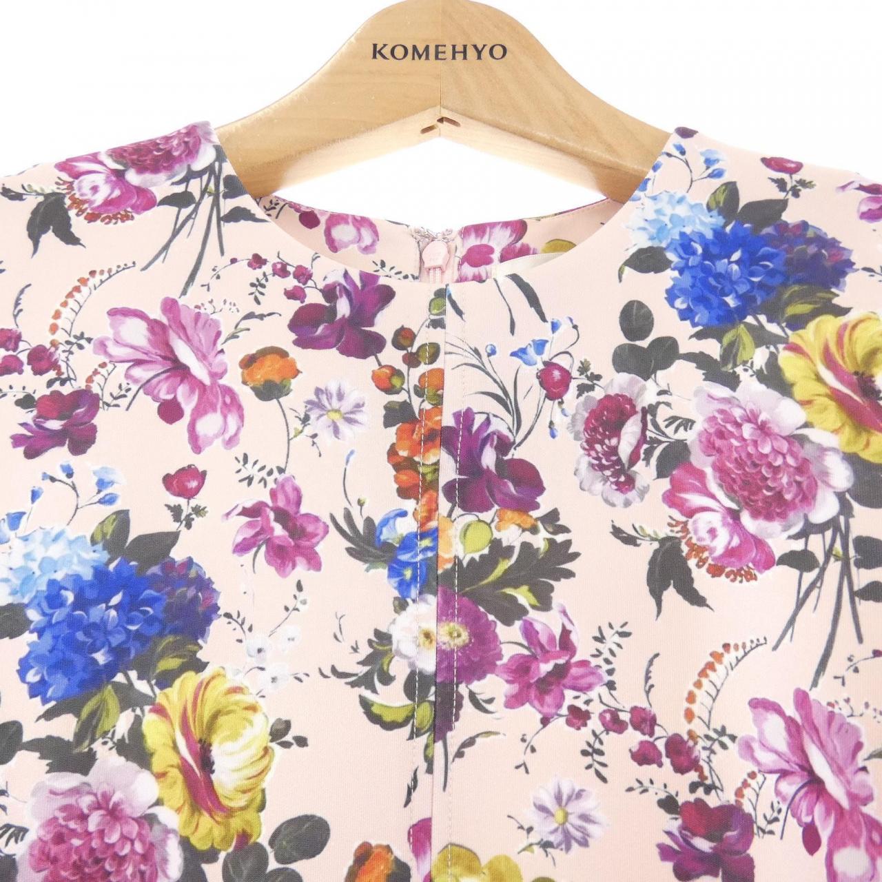 スーパービューティー ワンピース