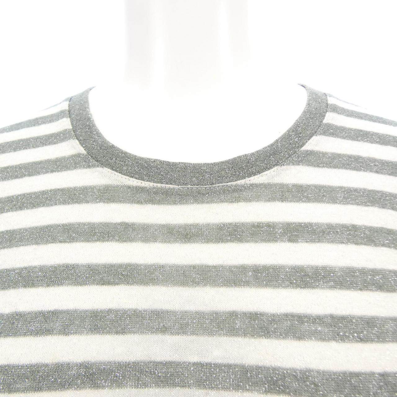 アミーナルビナッチ Tシャツ