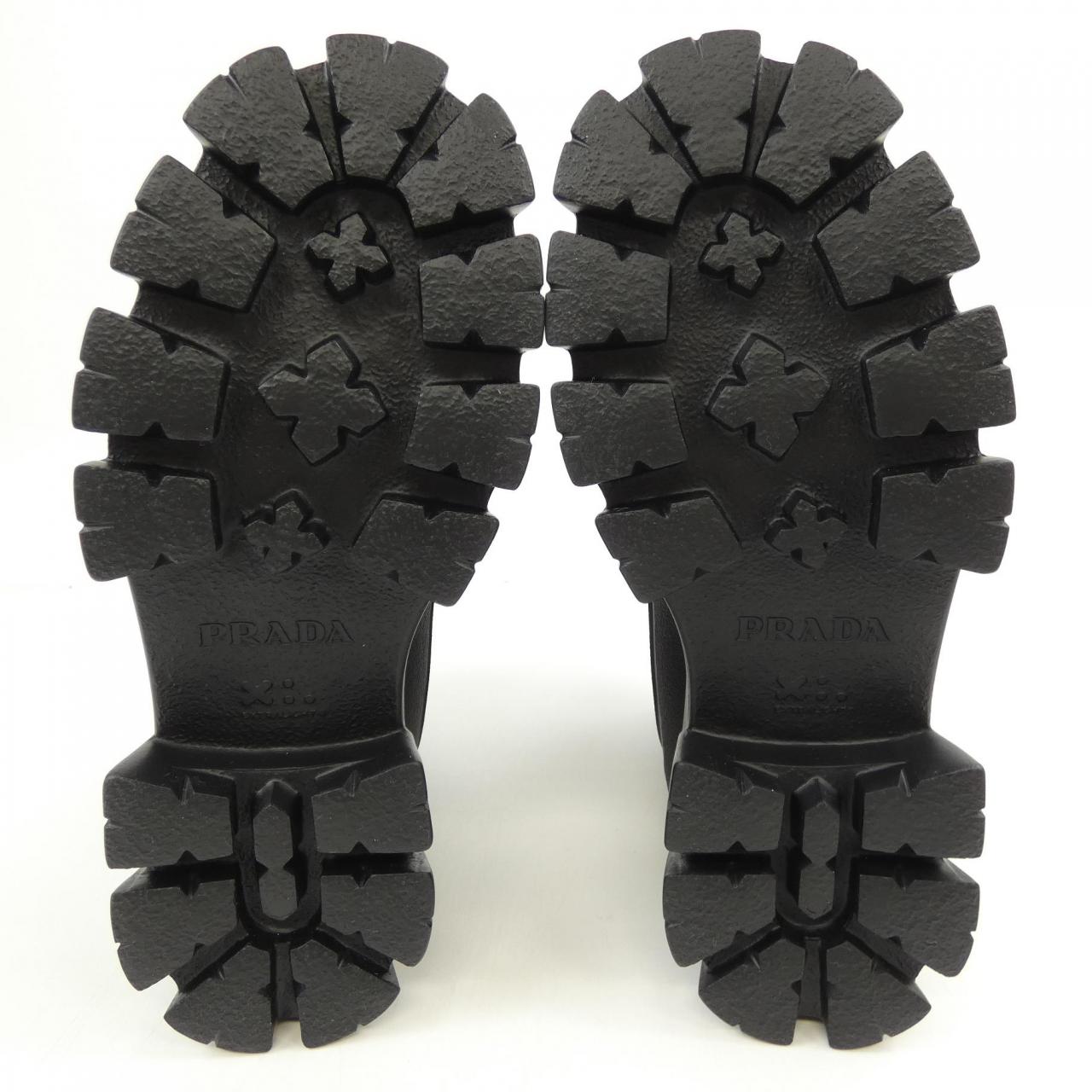 プラダ モノリス ダック アンクルブーツ エコニールRE-NYLON ブーツ