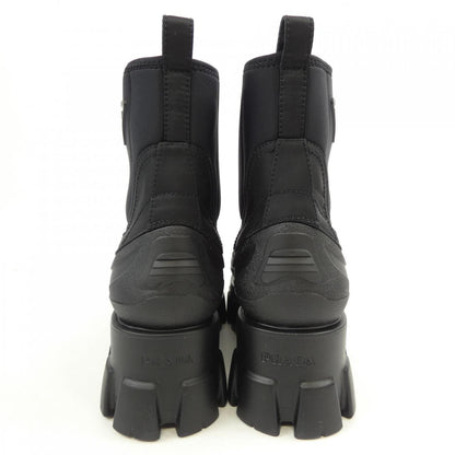 プラダ モノリス ダック アンクルブーツ エコニールRE-NYLON ブーツ