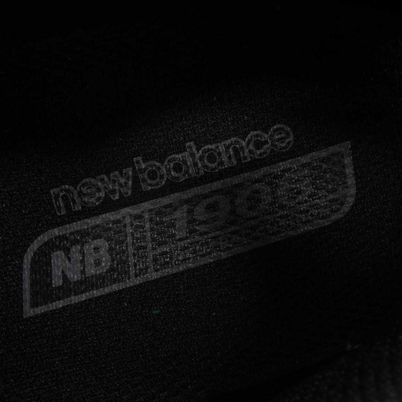 ニューバランス M1906NJ スニーカー