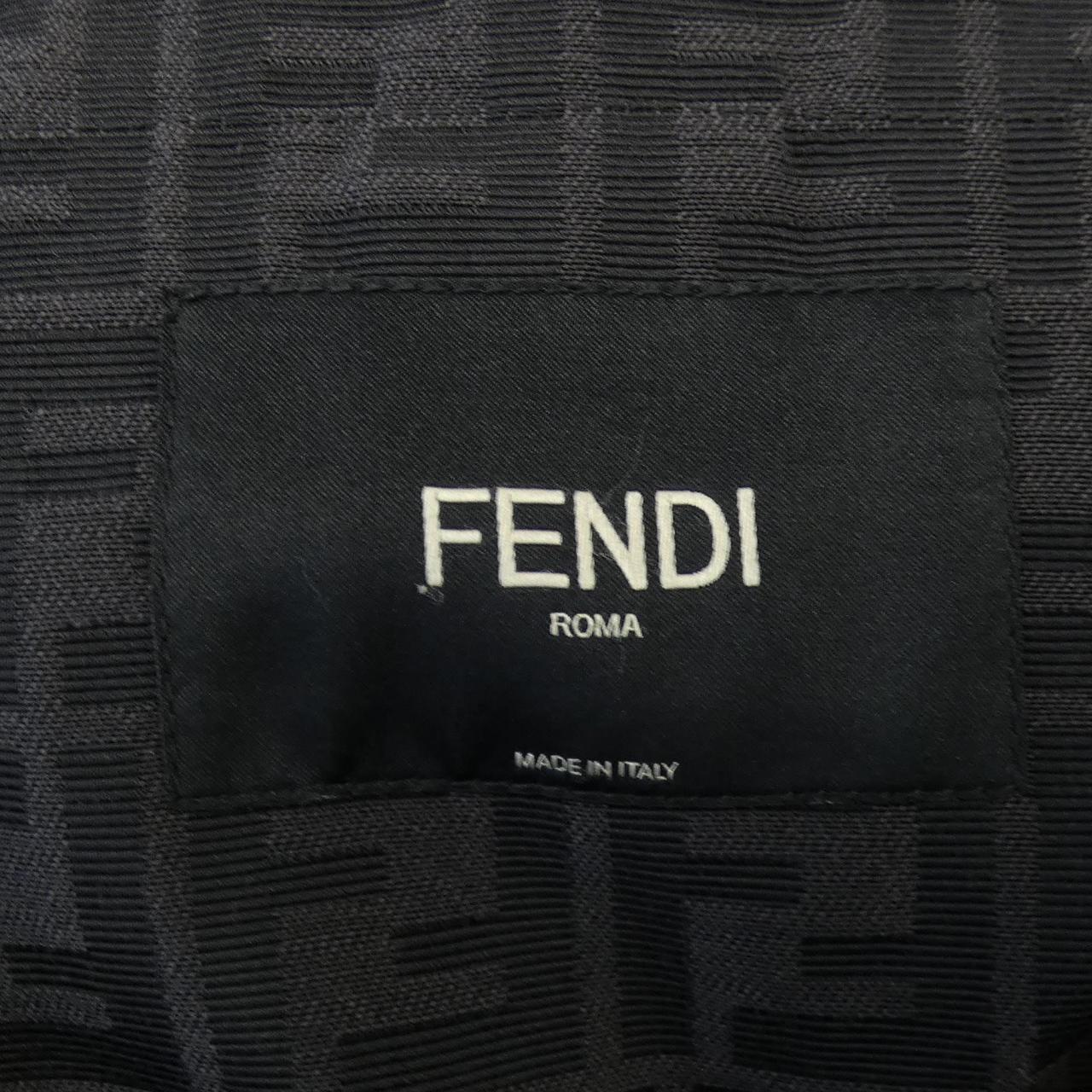 フェンディ ブルゾン