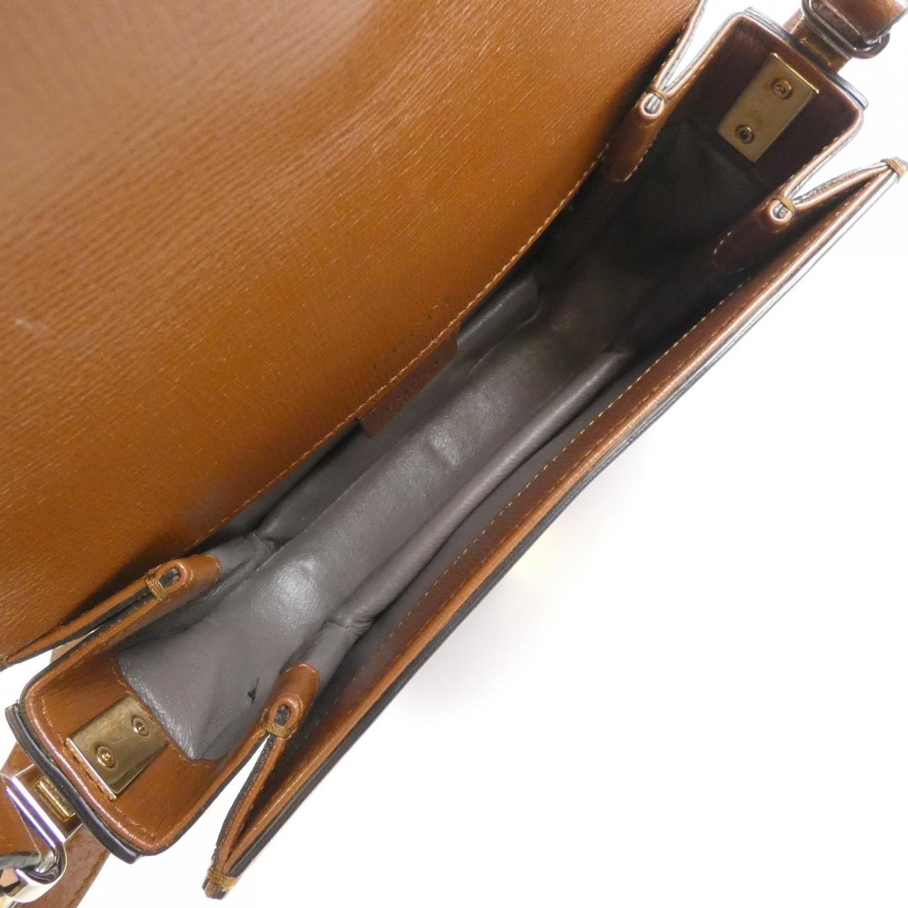 グッチ シルヴィ レザー ショルダーバッグ