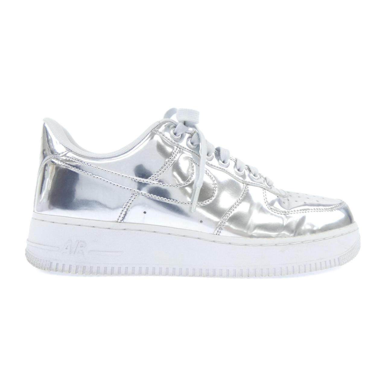 ナイキ W AIR FORCE 1 SP スニーカー