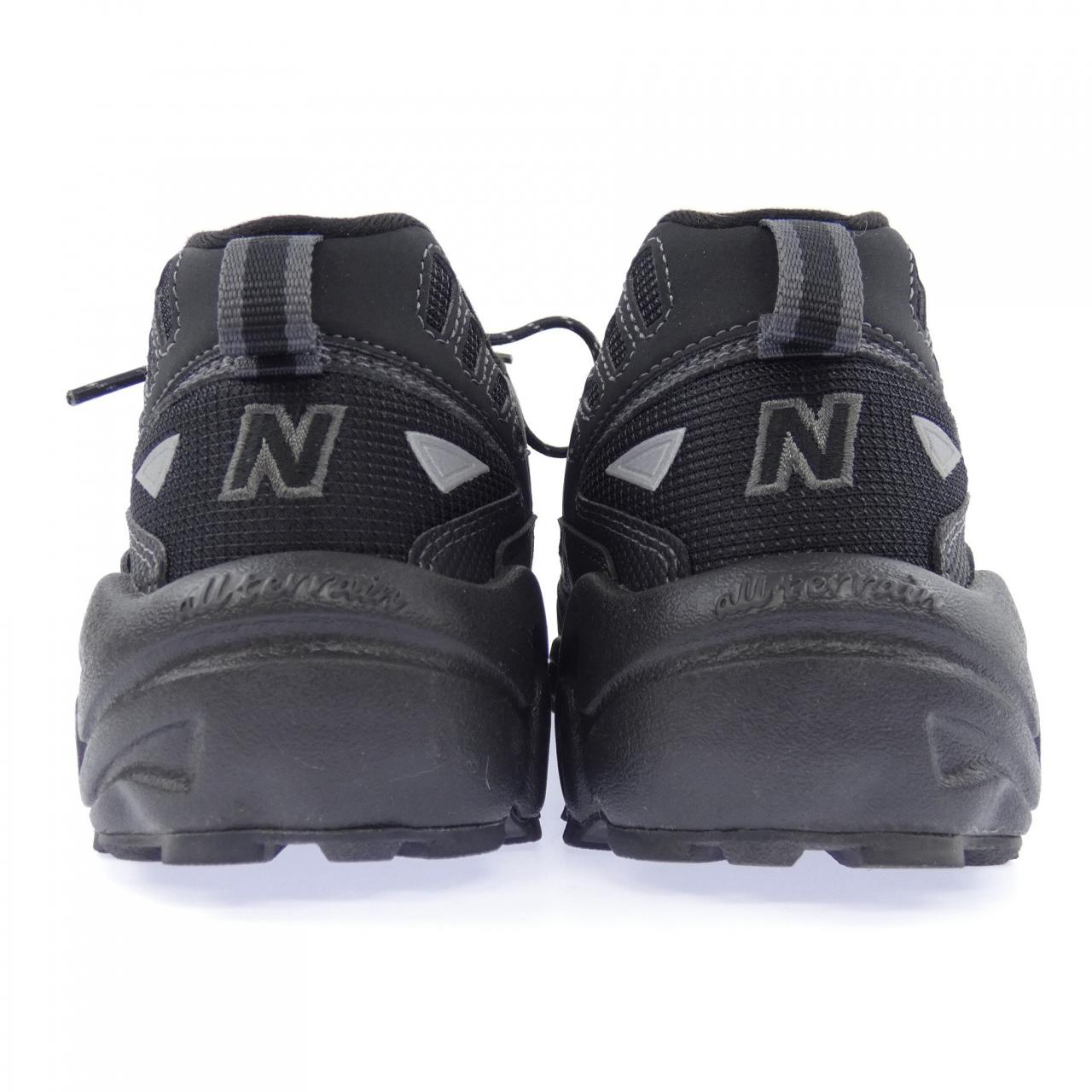 ニューバランス スニーカー