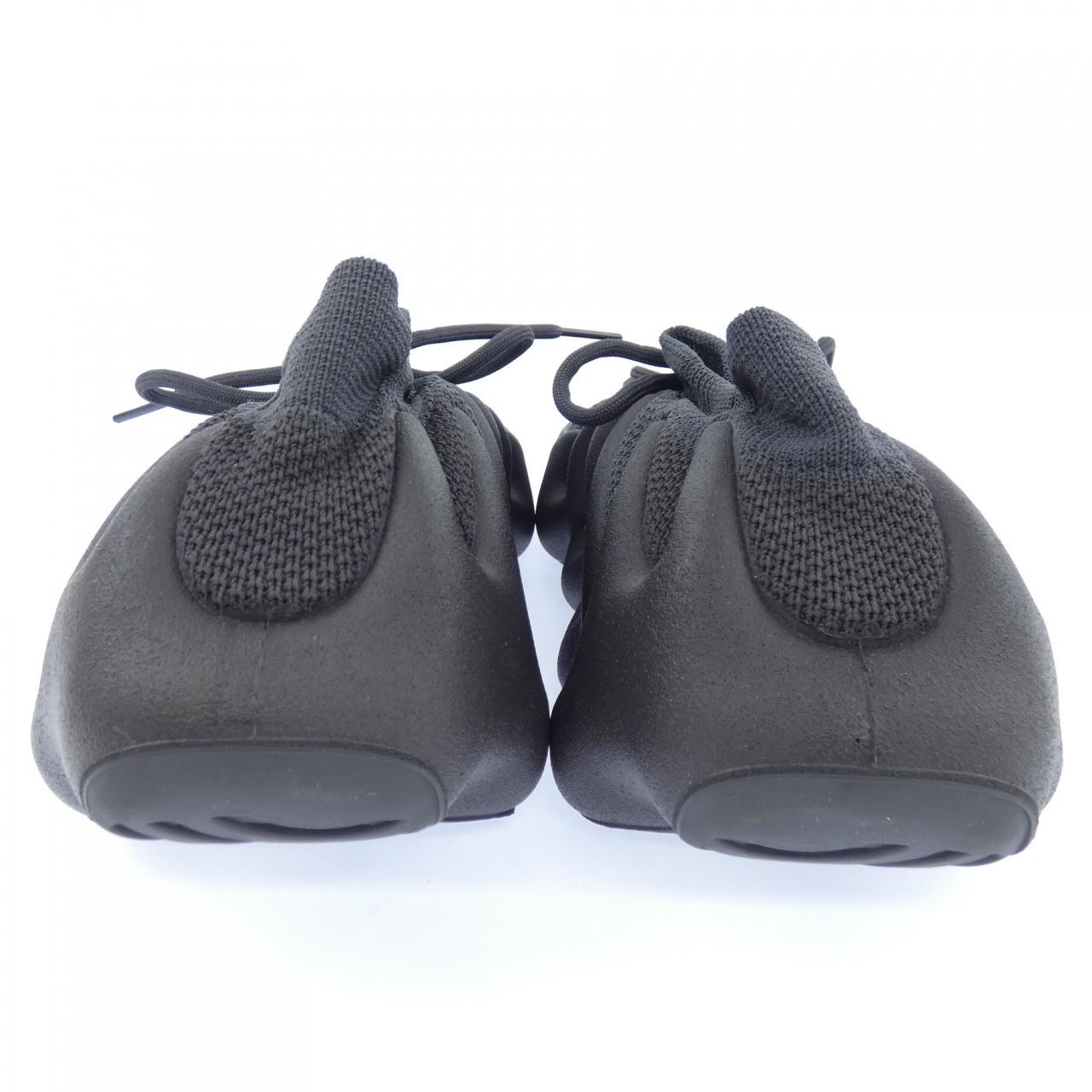アディダス YEEZY 450 スニーカー