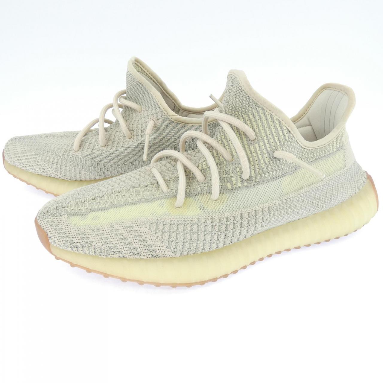 アディダス YEEZY350 スニーカー