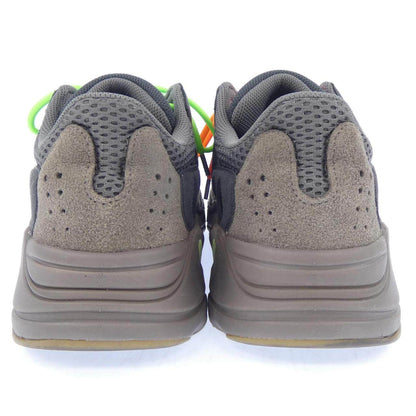 アディダス YEEZY700 スニーカー