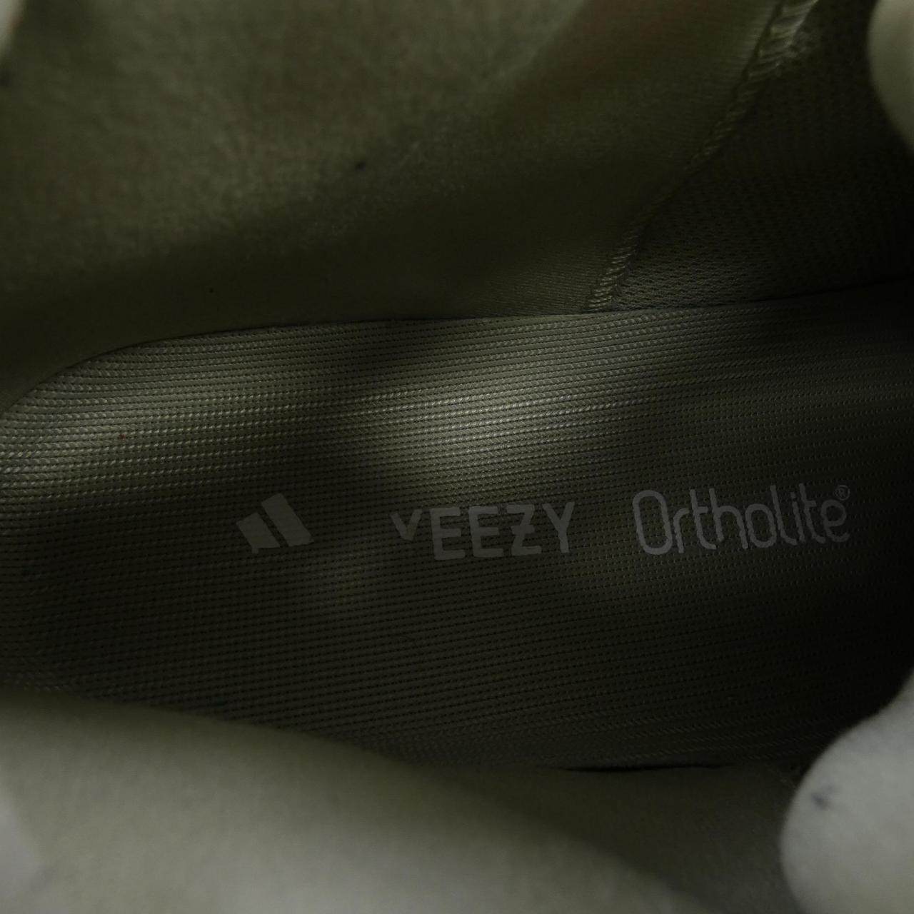 アディダス YEEZY500 スニーカー