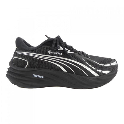 プーマ GORE-TEX スニーカー