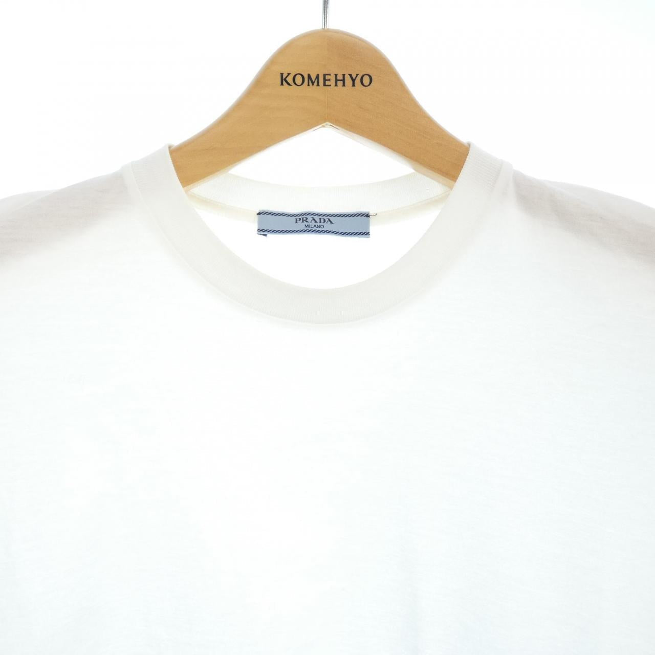 プラダTシャツ
