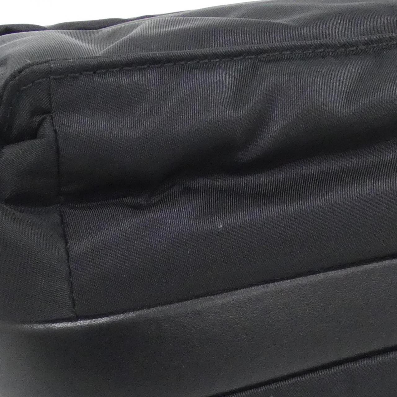 プラダ TESSUTO VITELLO ショルダーバッグ