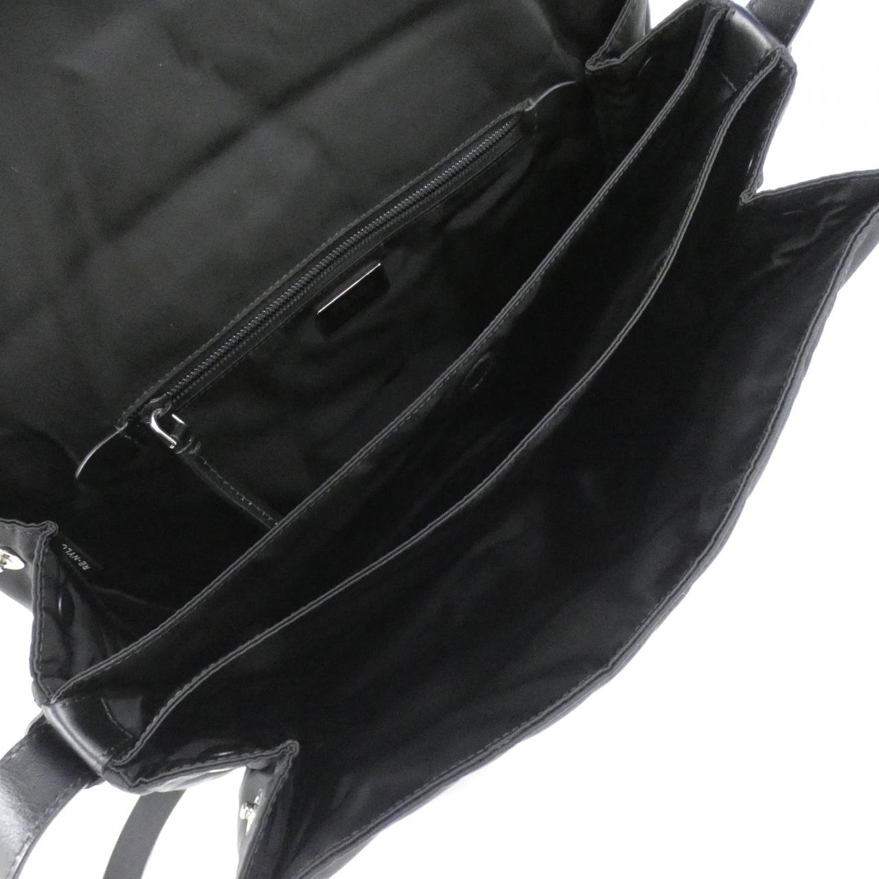 プラダ TESSUTO VITELLO ショルダーバッグ