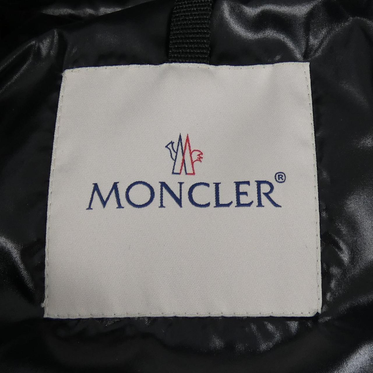 モンクレール MONTCLA ダウンジャケット