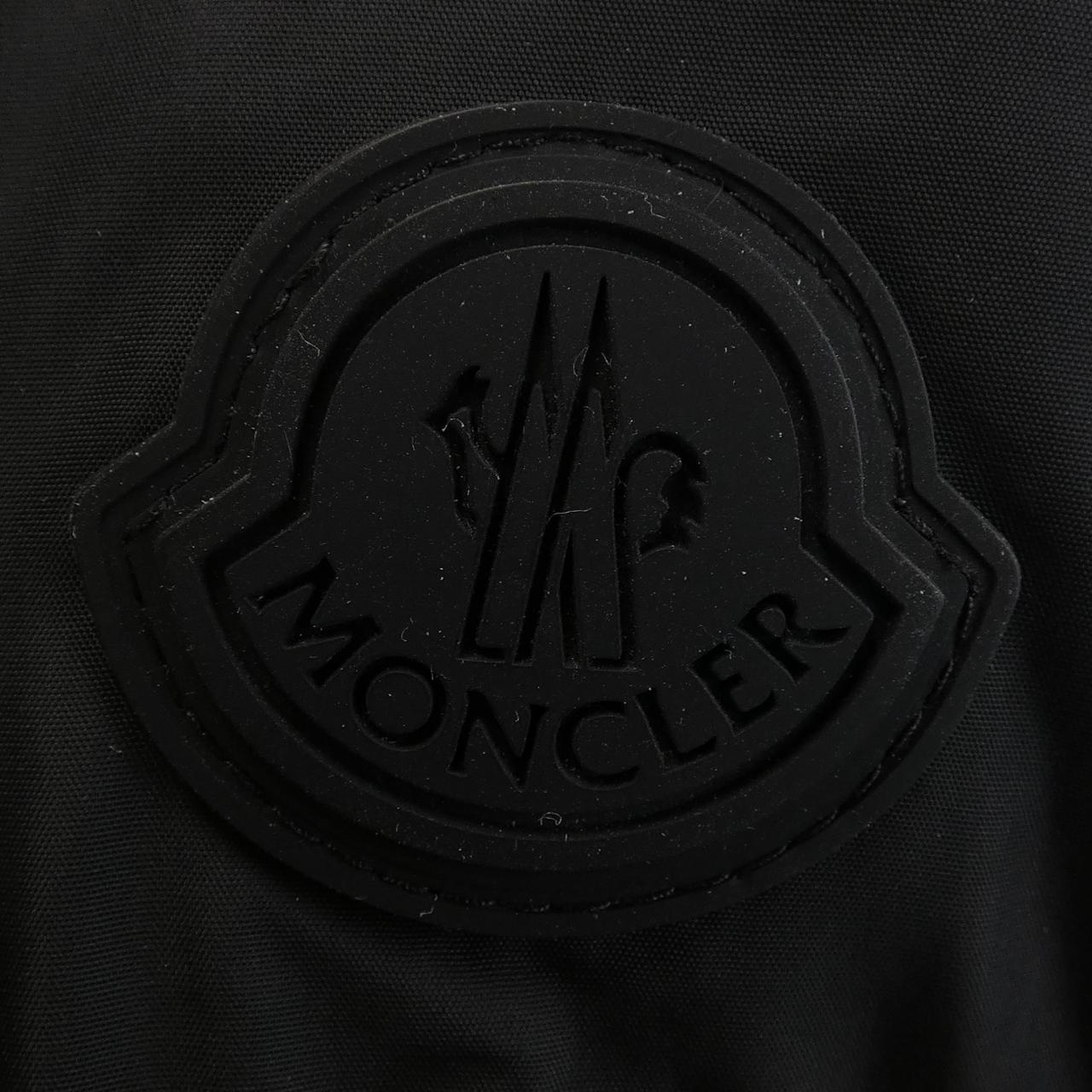 モンクレール MONTCLA ダウンジャケット