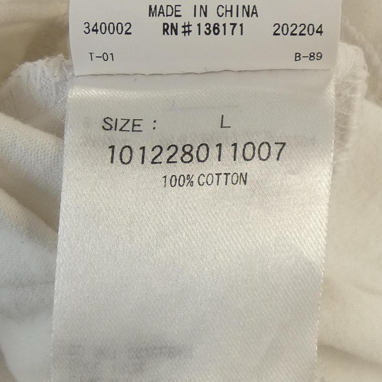 エックス・ラージ Tシャツ