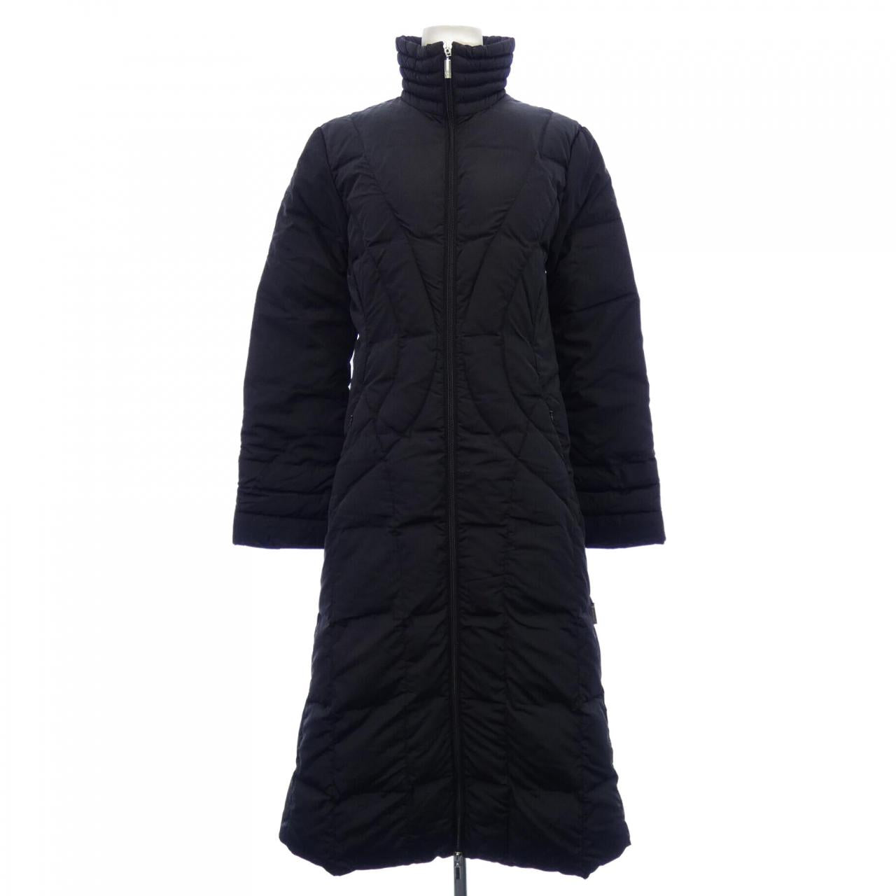モンクレール ダウンコート