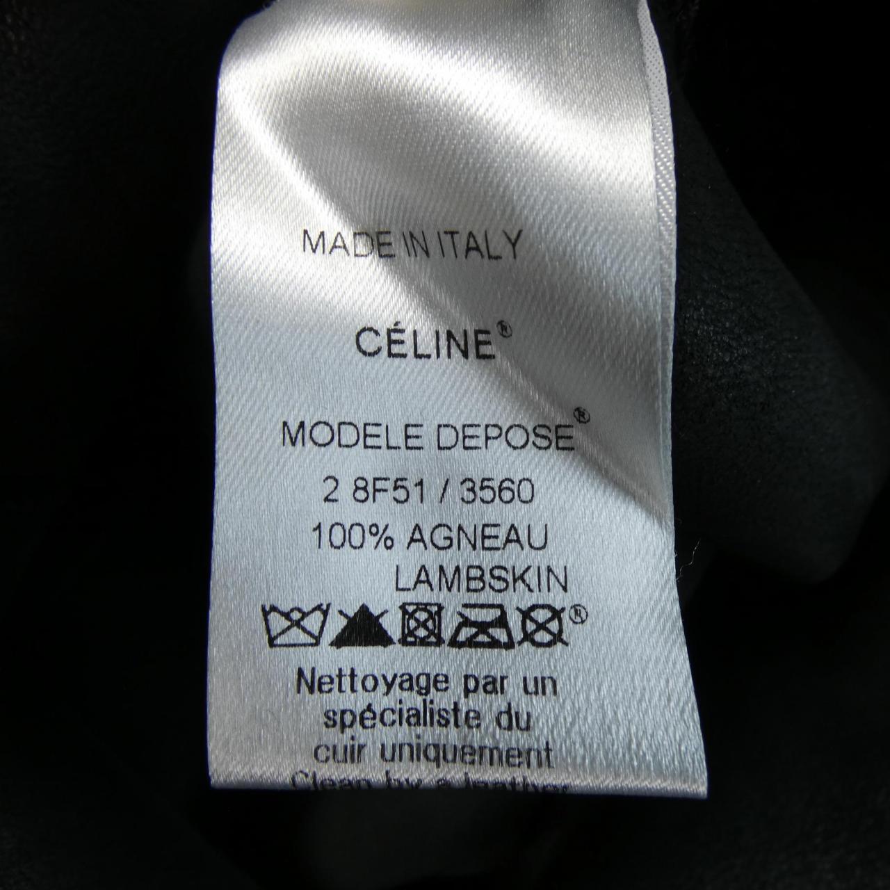 セリーヌ ムートンコート