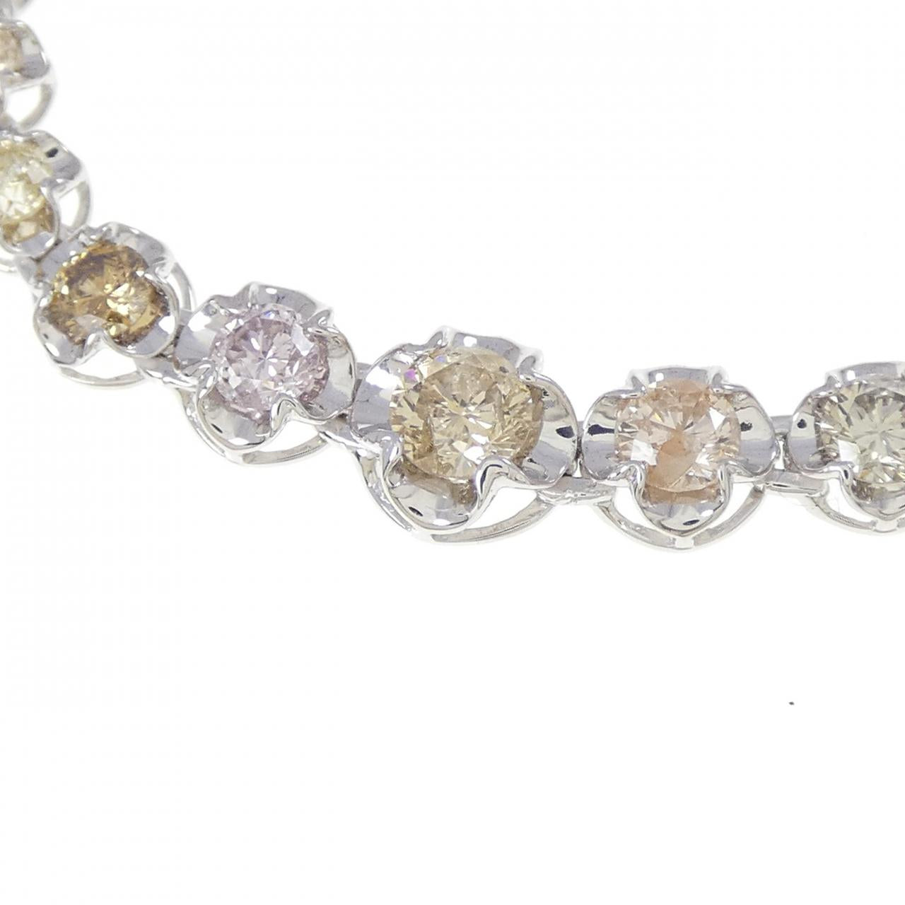 Au750ホワイトゴールド ダイヤモンドネックレス 5.00CT