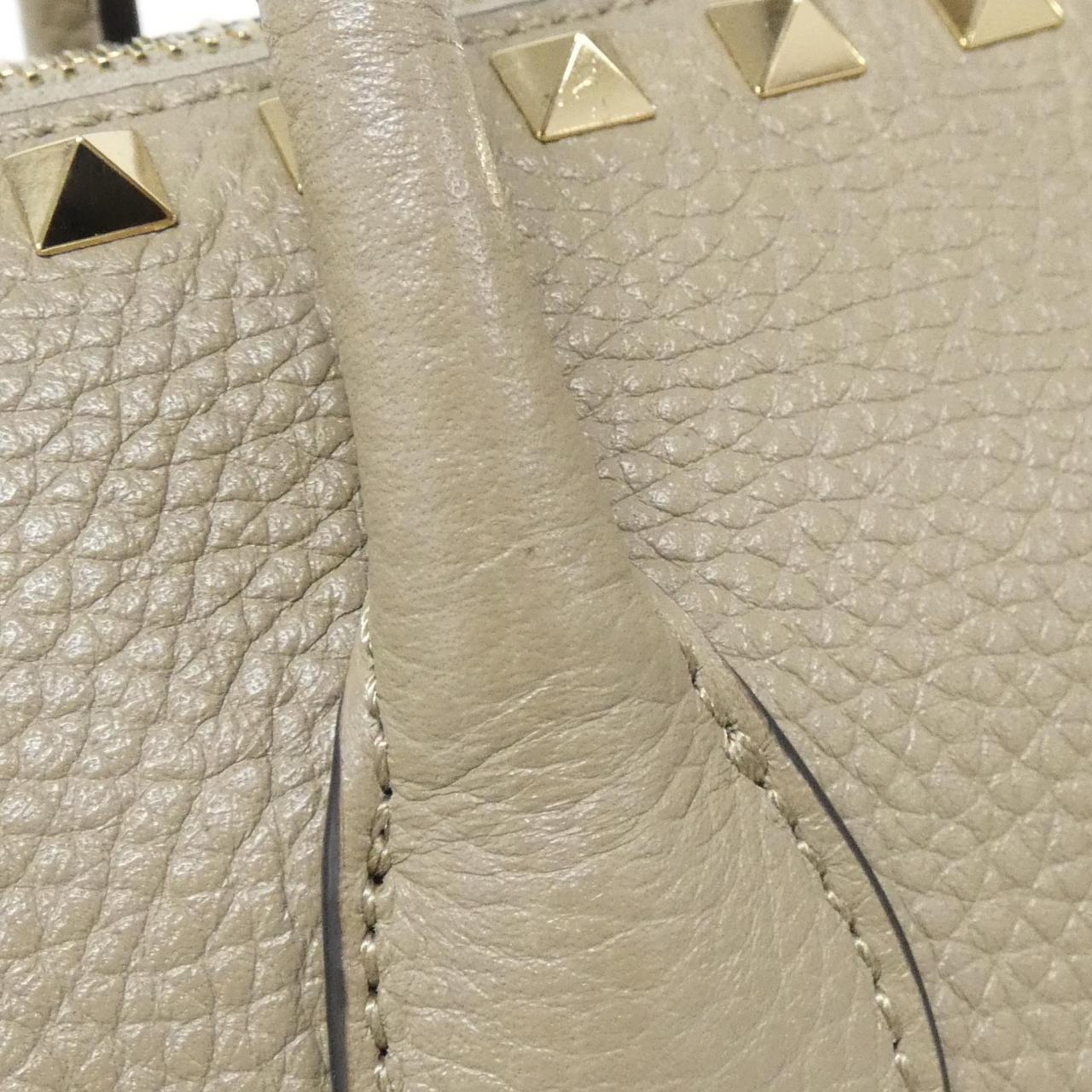 ヴァレンティノガラヴァーニ カーフ バッグ