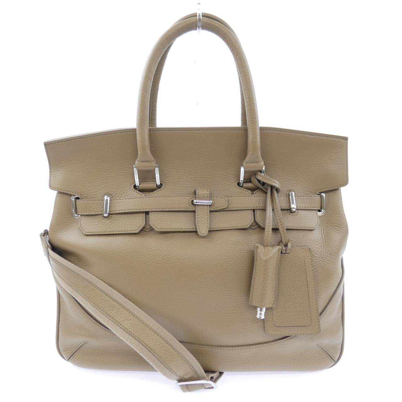 ペッレモルビダ レザーバッグ