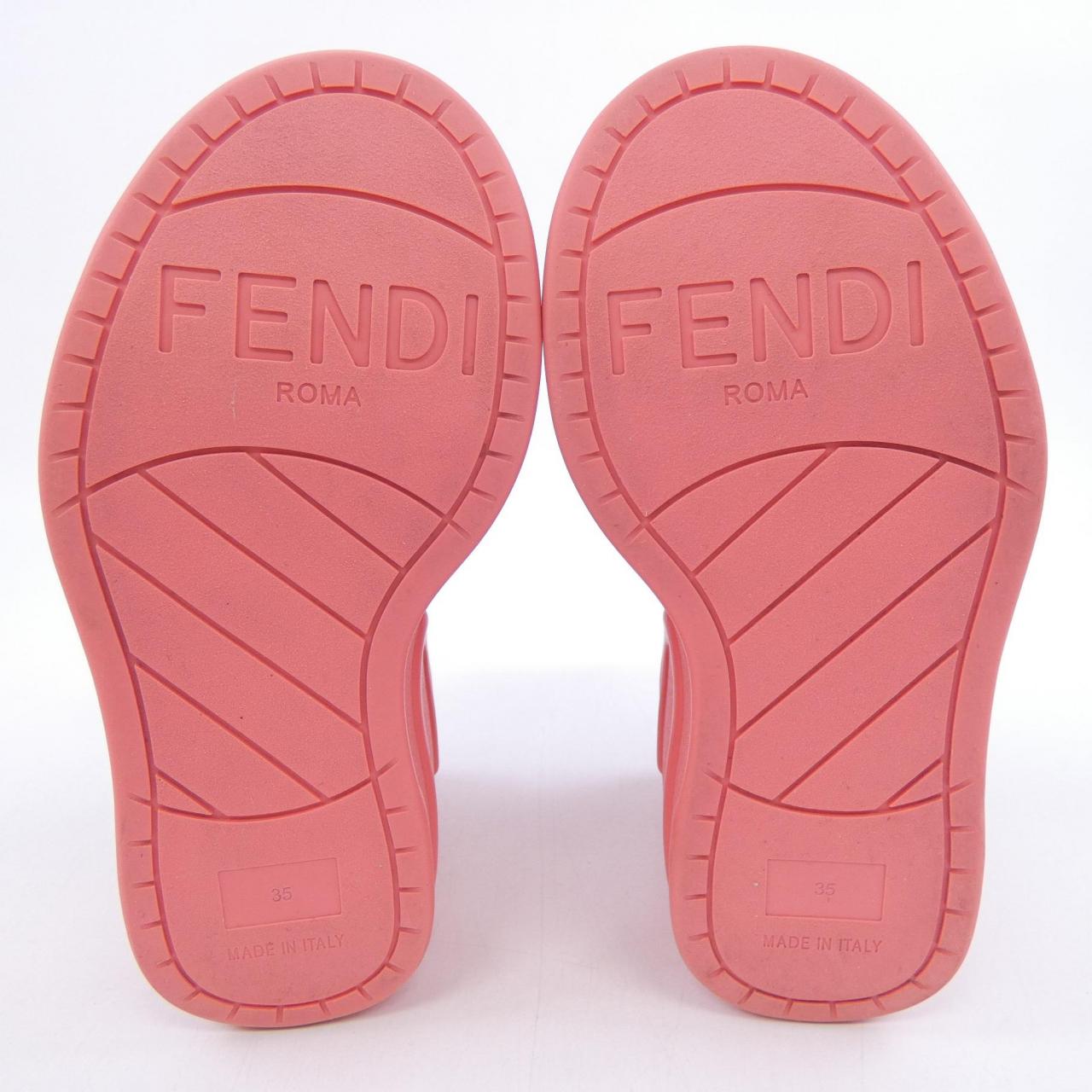 フェンディ サンダル