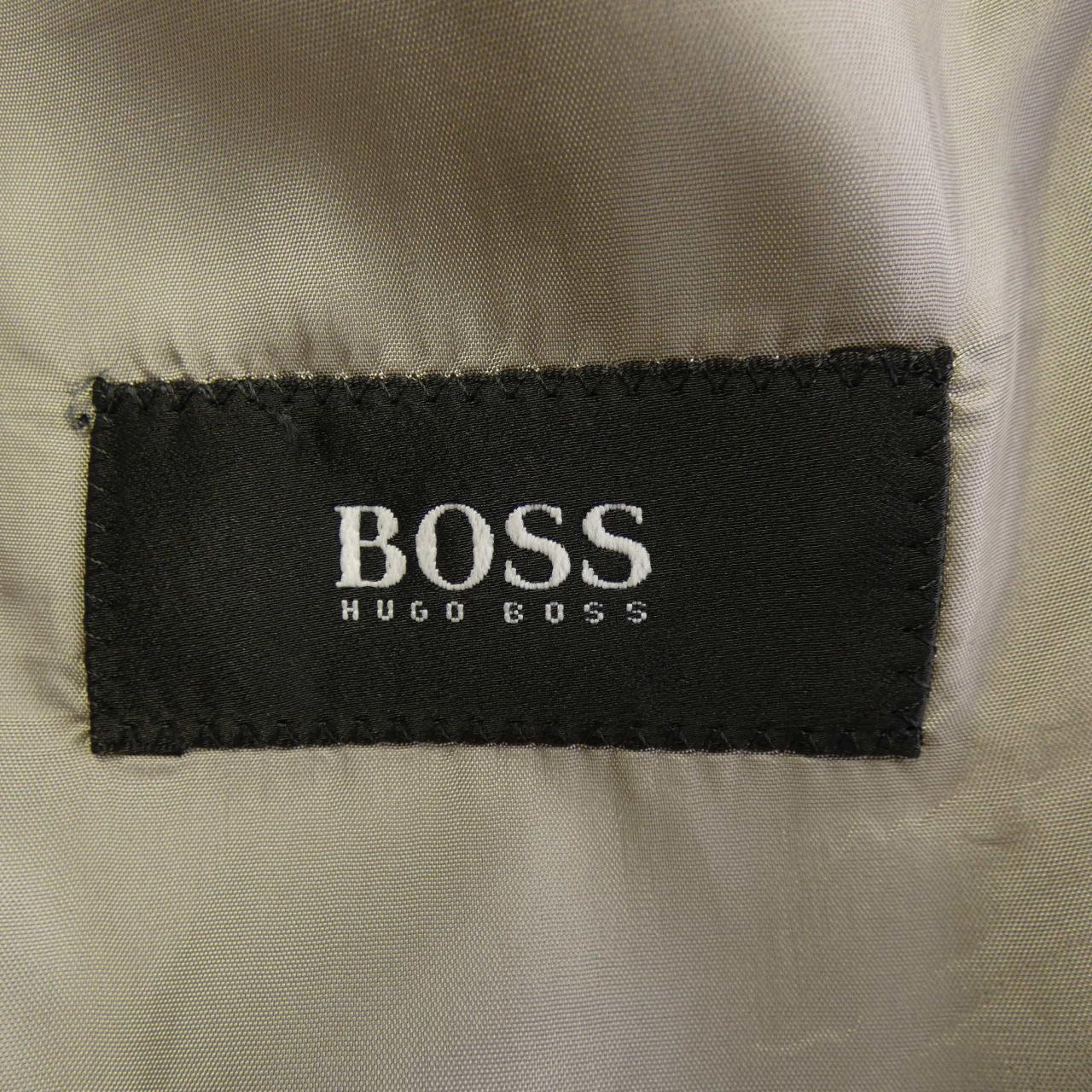 ヒューゴボス スーツ