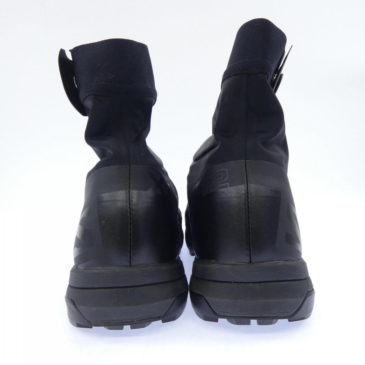 サロモン スニーカー