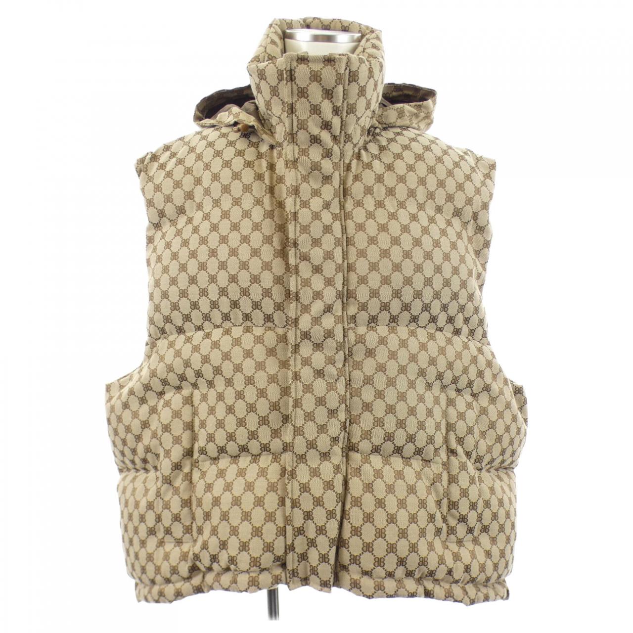 バレンシアガ HACKER COCOON PUFFER ダウンベスト