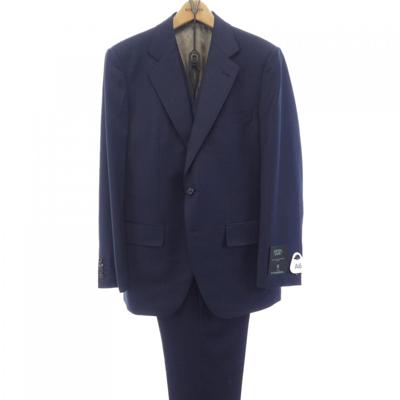 ゴタイリク スリーピーススーツ