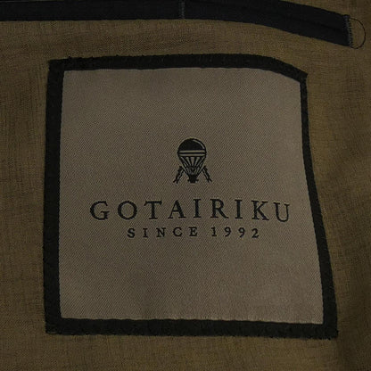 ゴタイリク スーツ