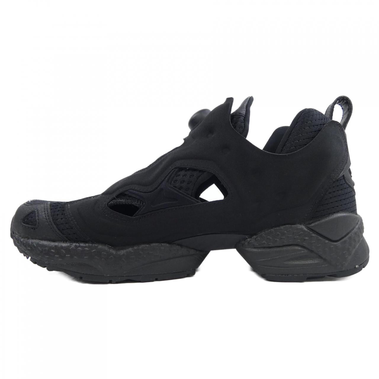 リーボック スニーカー