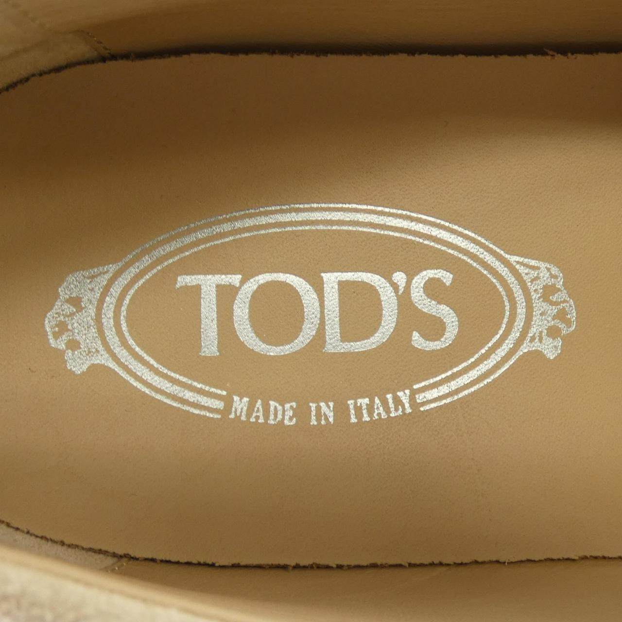 トッズ レザーシューズ