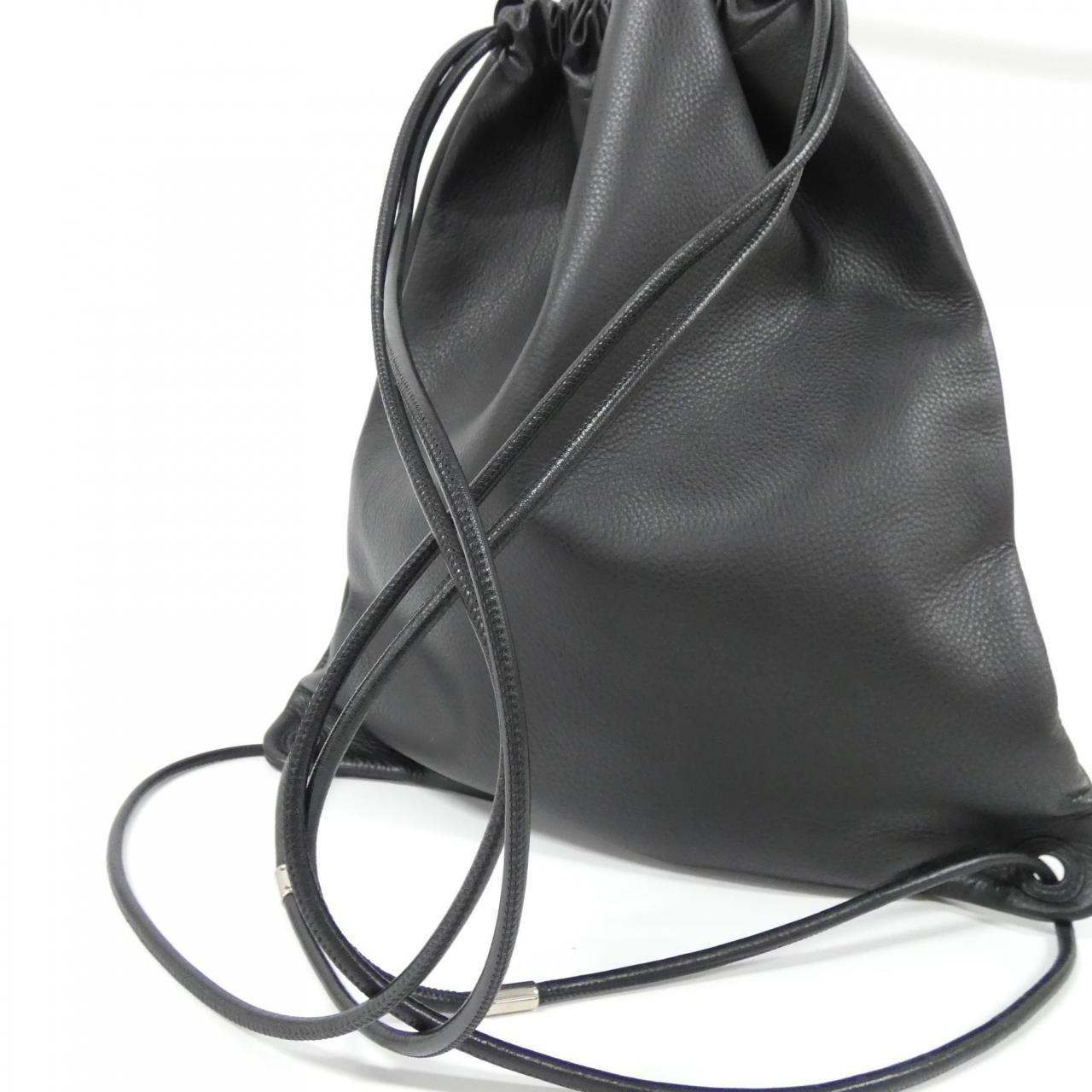 バレンシアガ EVERYDAY DRAWSTRING BACKPACK レザー リュックサック
