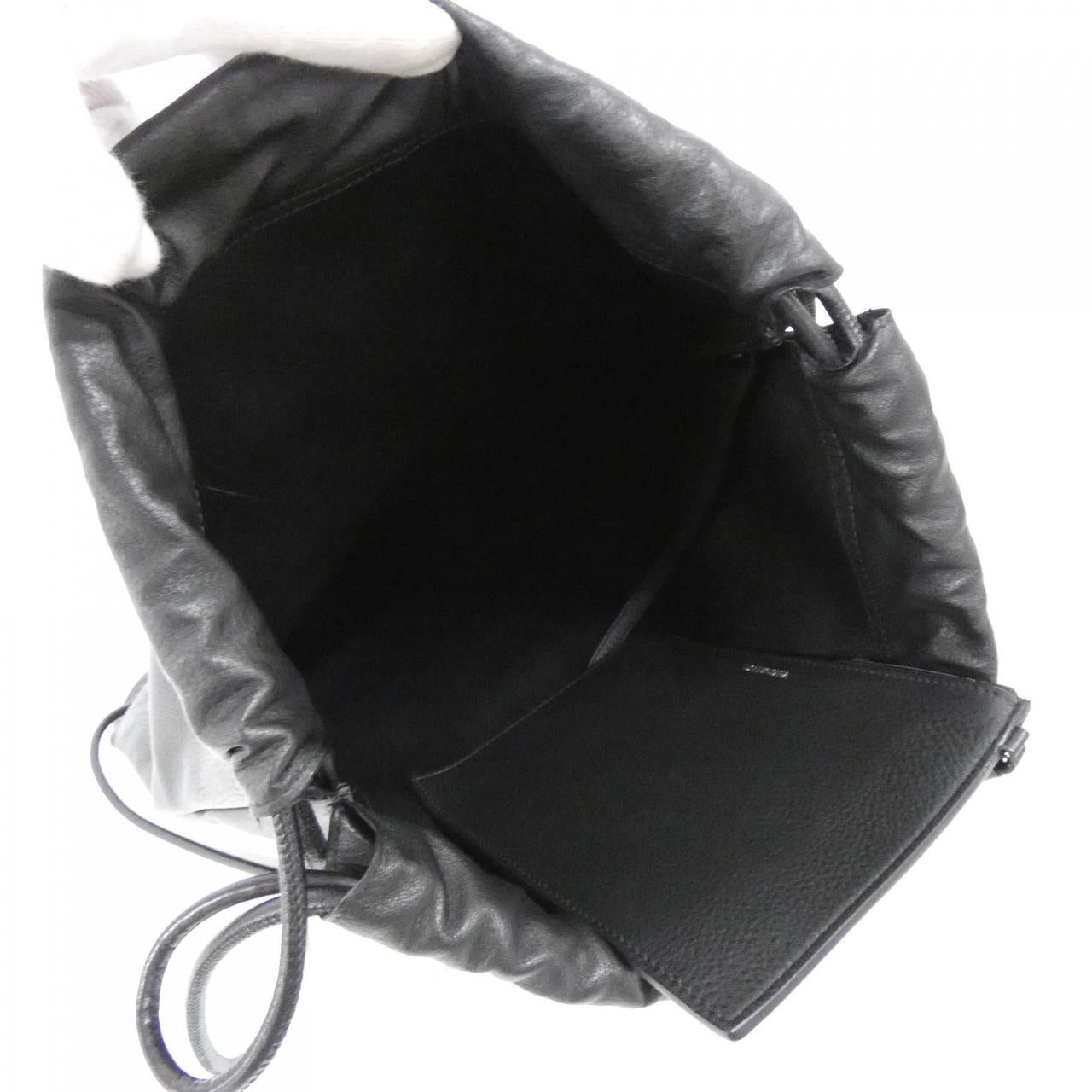 バレンシアガ EVERYDAY DRAWSTRING BACKPACK レザー リュックサック