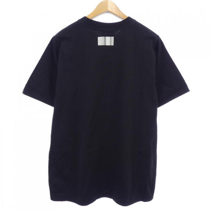ブイティーエムエヌティーエス Tシャツ