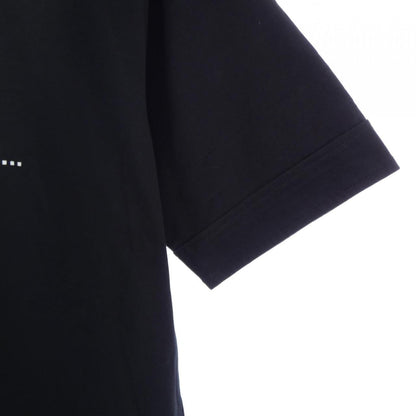 ブイティーエムエヌティーエス Tシャツ