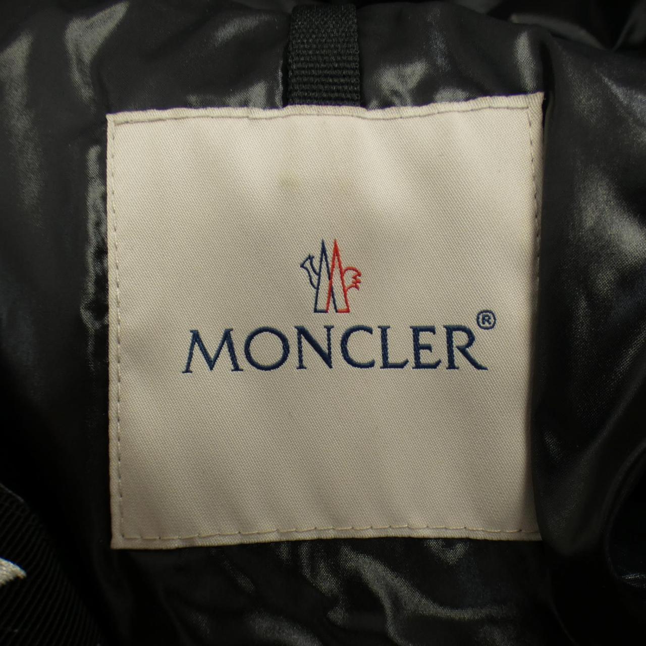モンクレール MONTCLA ダウンジャケット
