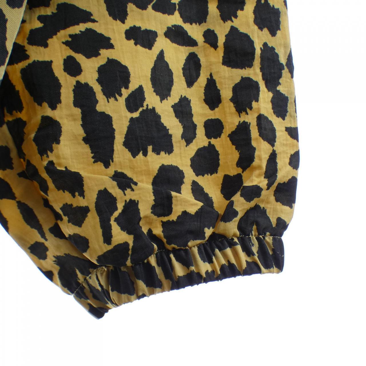 シュプリーム Skew Hooded Nylon ジャケット