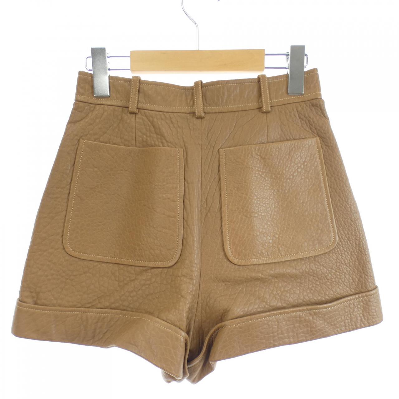 シャネルショートパンツ