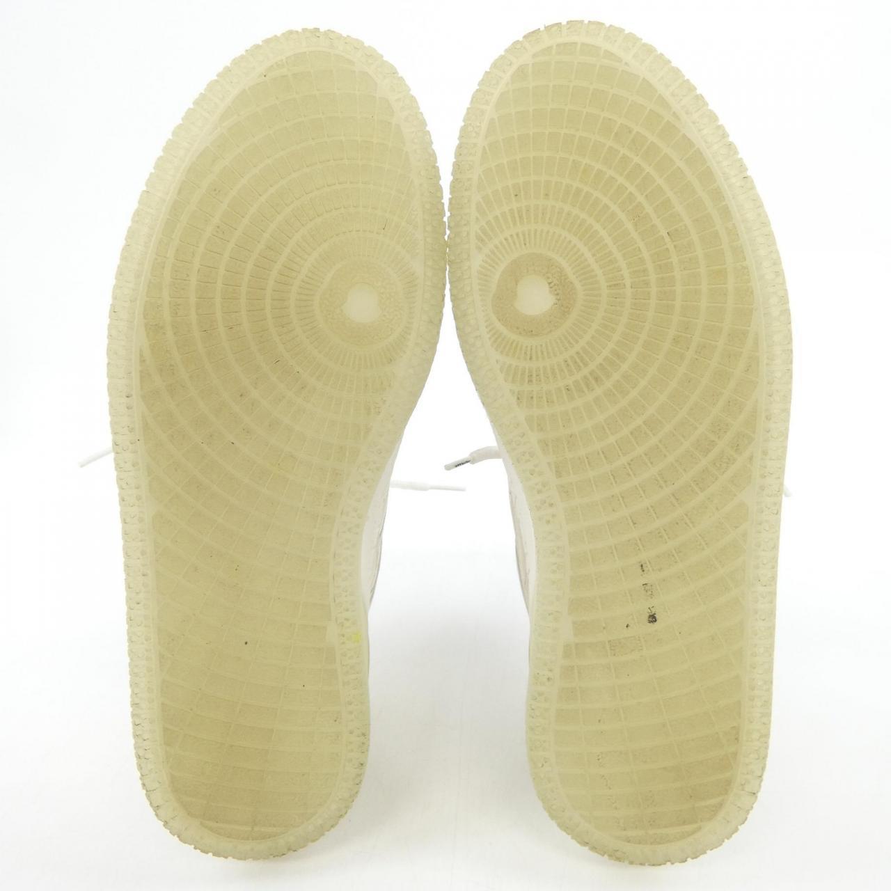 モンクレール PIVOT MID スニーカー