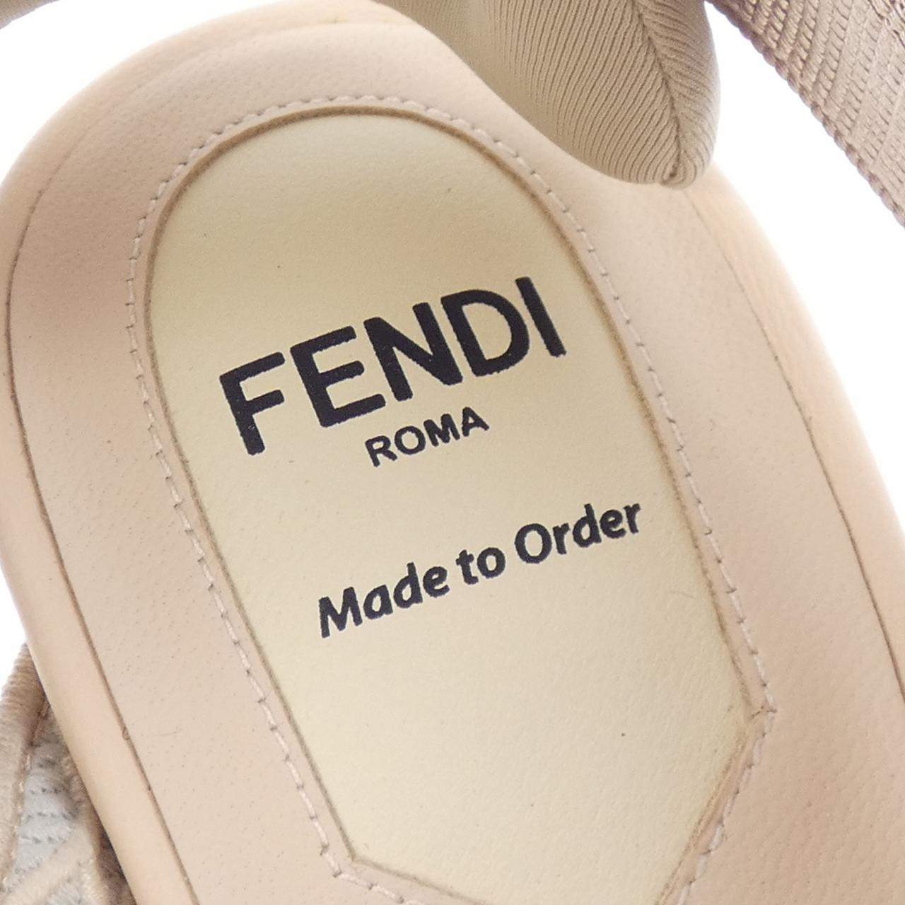 フェンディ パンプス