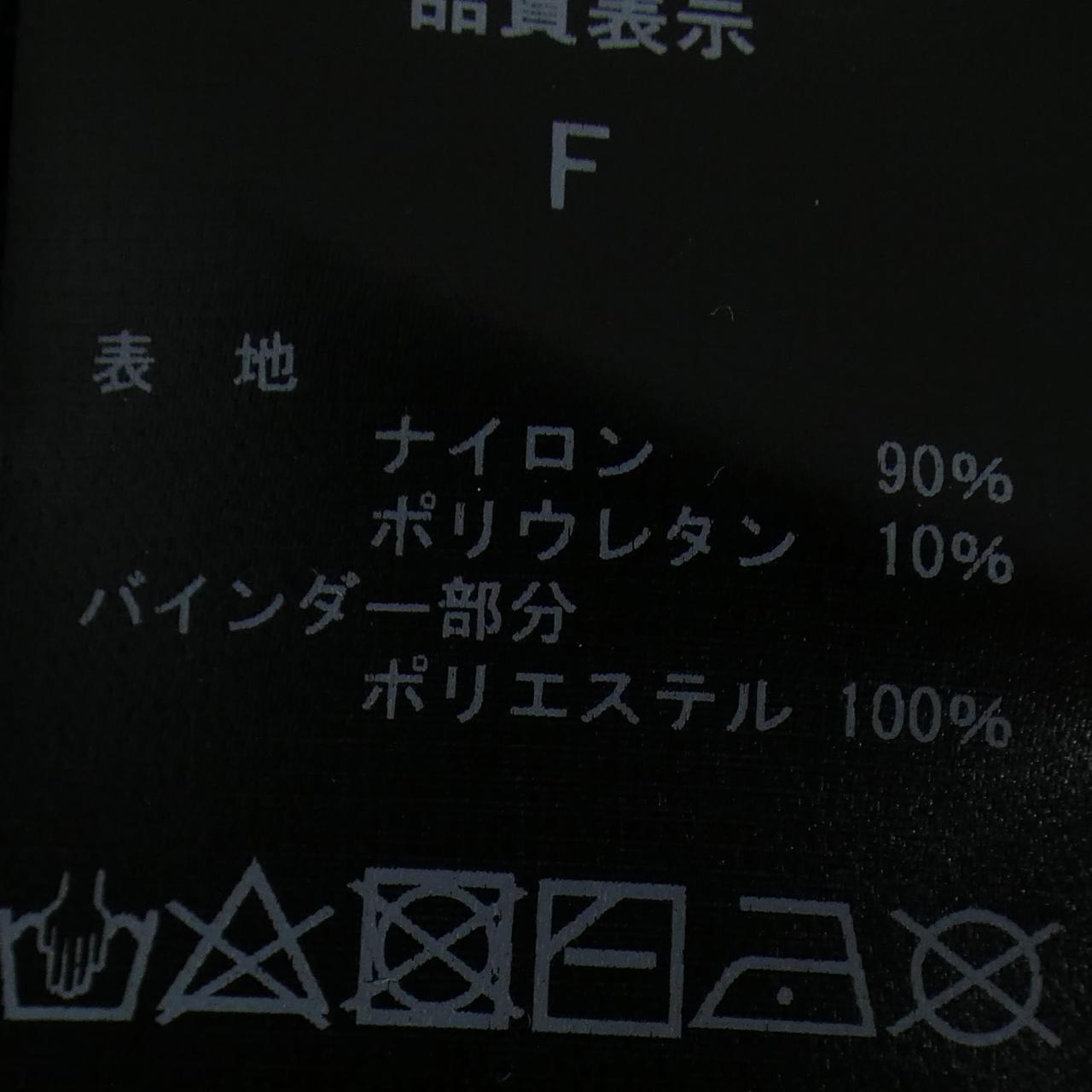 ACKA.トップス