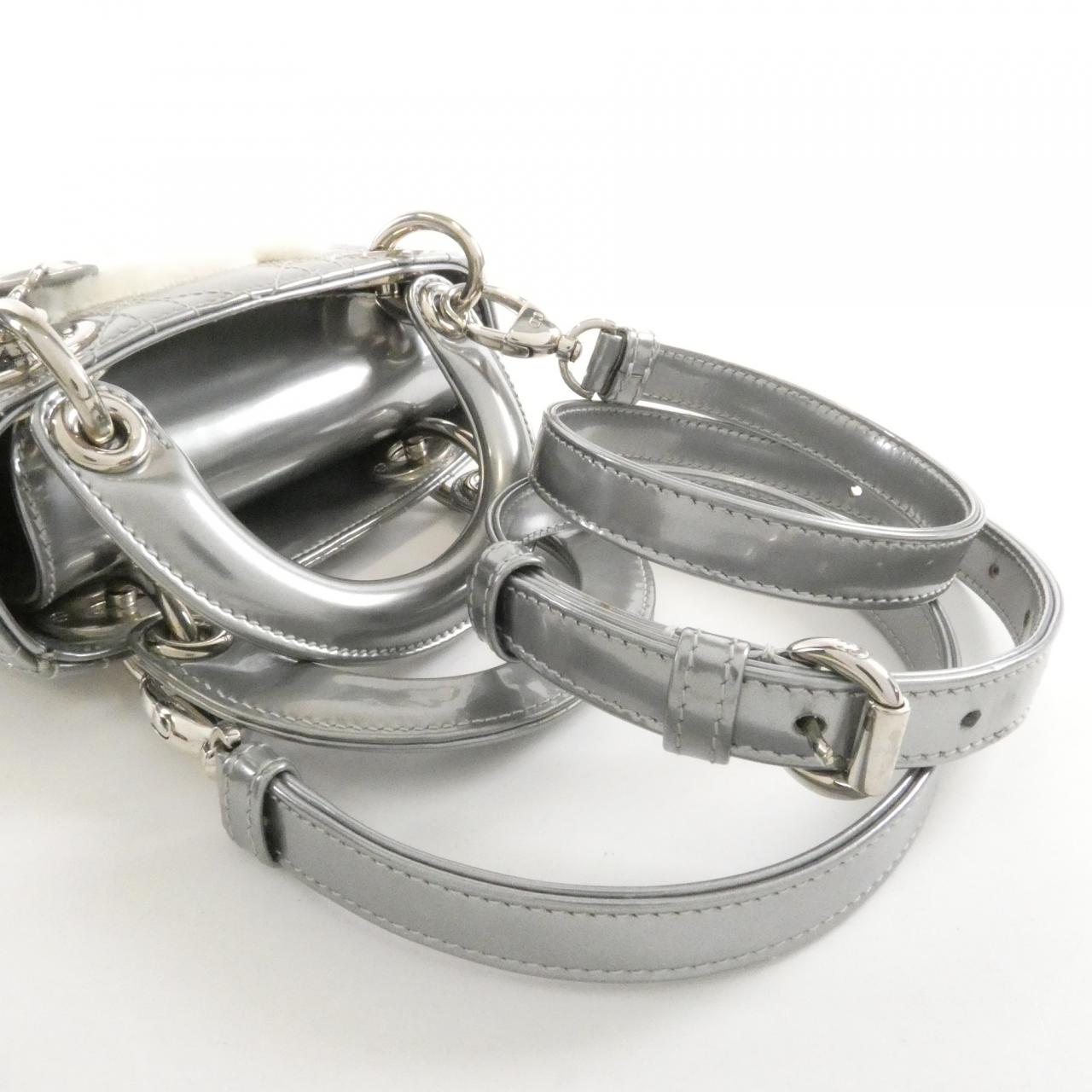 クリスチャンディオール エナメルショルダーバッグ