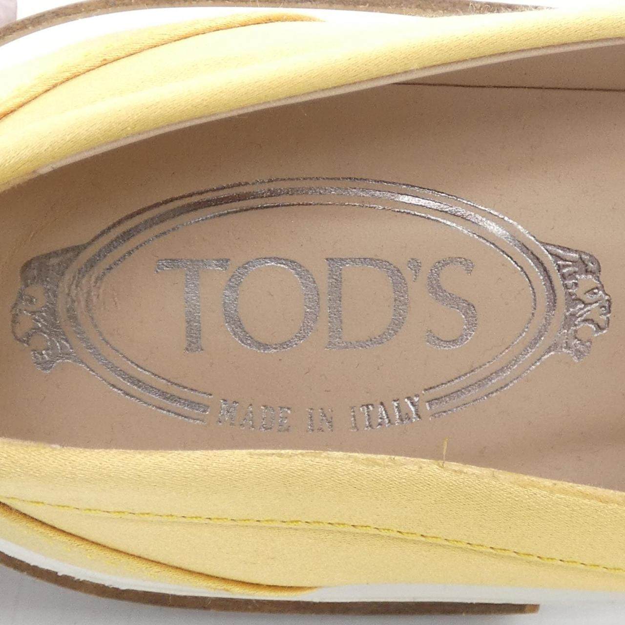 トッズ レザーシューズ