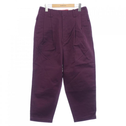 ゴーゴニーゴーギャラリー Dickies パンツ
