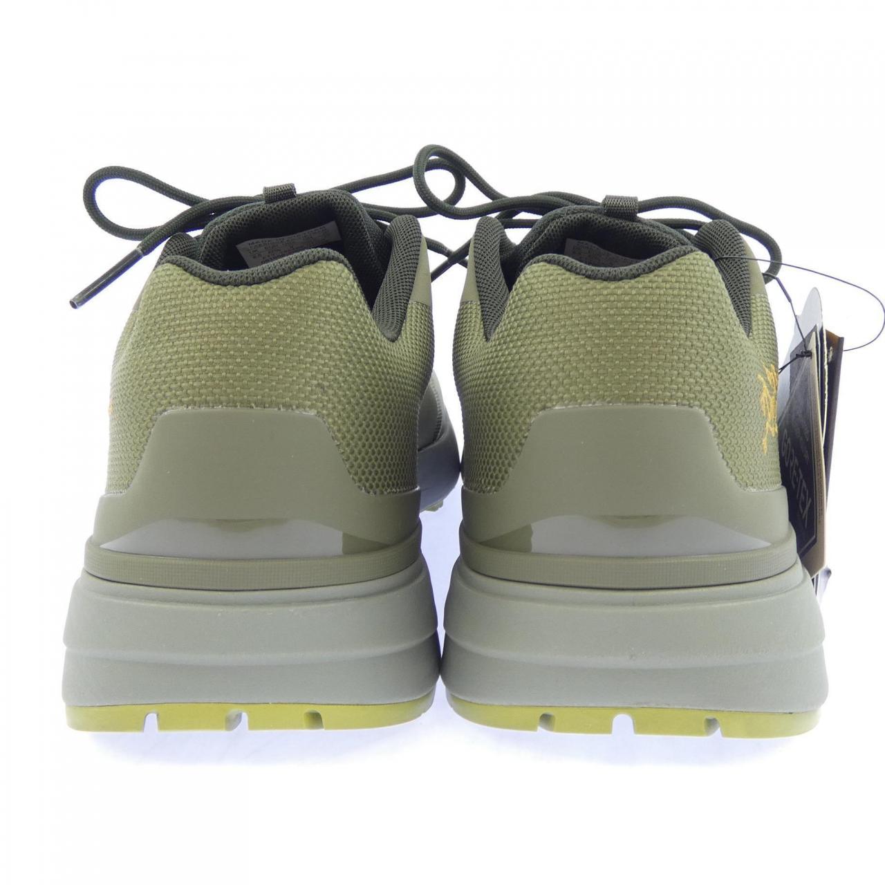 アークテリクス KOPEC GORE-TEX スニーカー