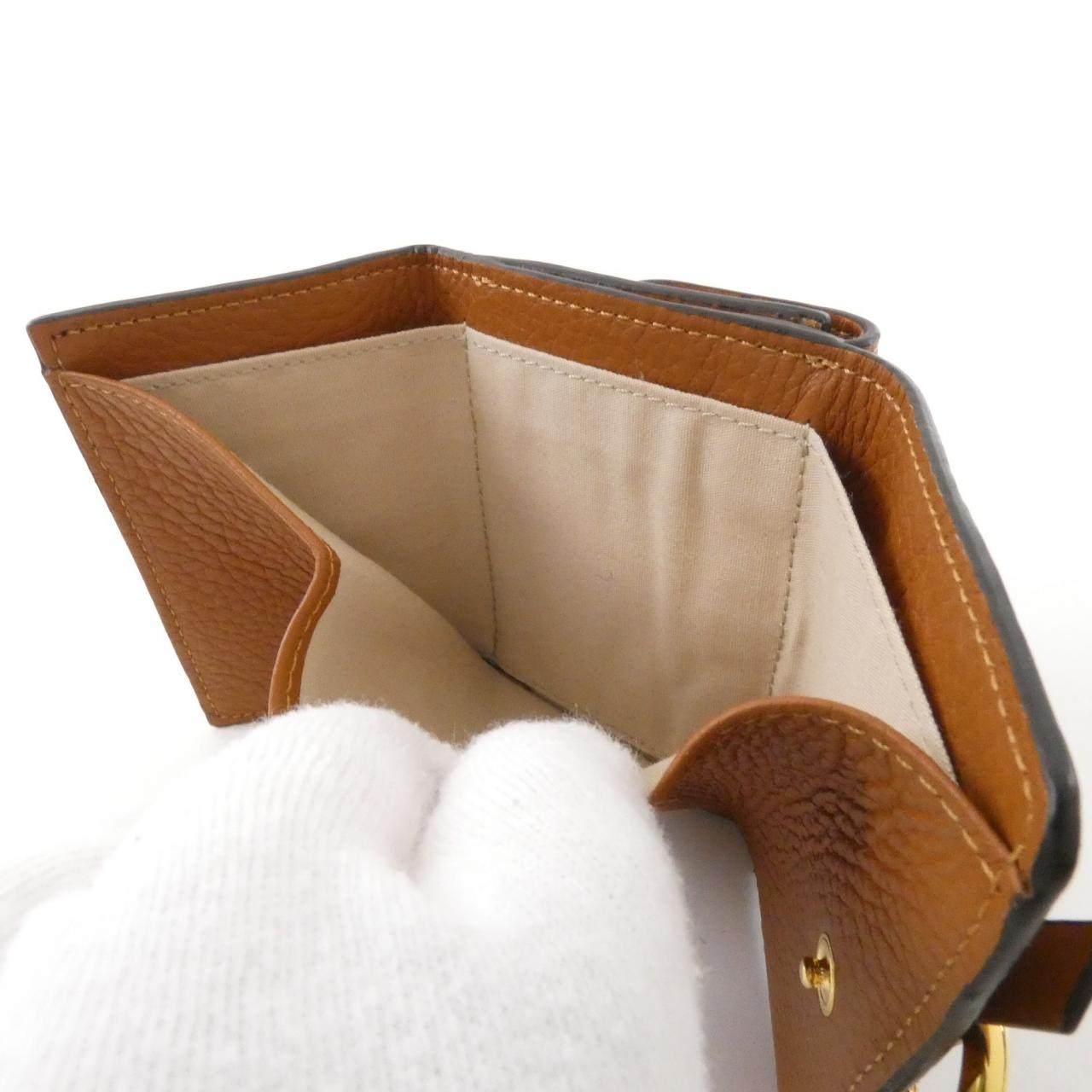 クロエ アルファベット カーフ 財布