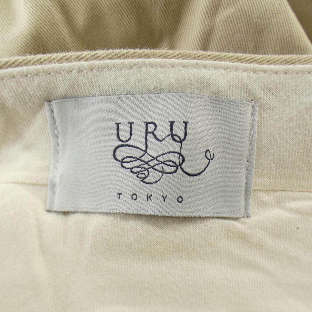 ウル パンツ