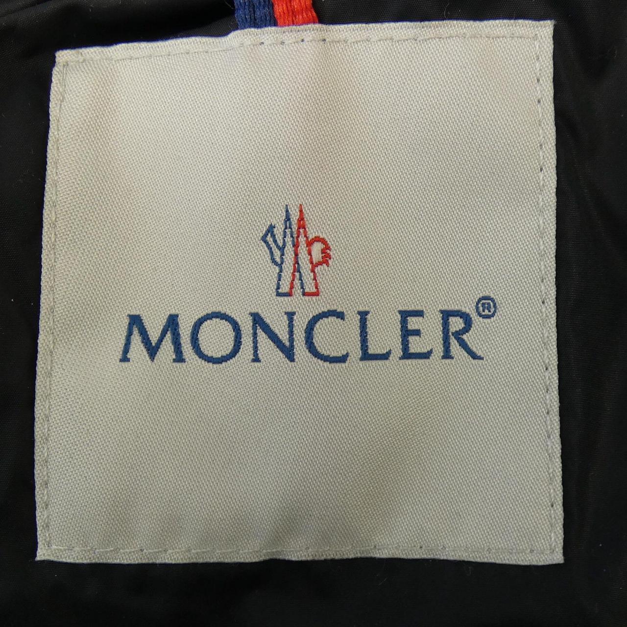 モンクレール MOKACINE ダウンコート